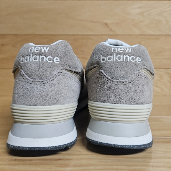 New Balance 574 Legacy Classics Mens Causal Shoe Sneaker U574W02 - Picture 9 of 11